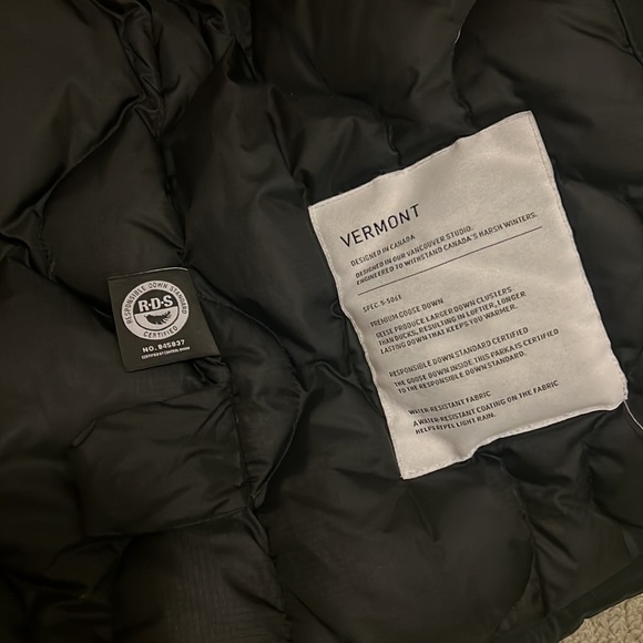 Aritzia down parka in XXS by Community in black - Picture 6 of 10